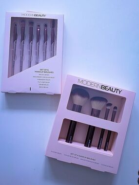 Modern Beauty Makeup Brush Sets  NWT